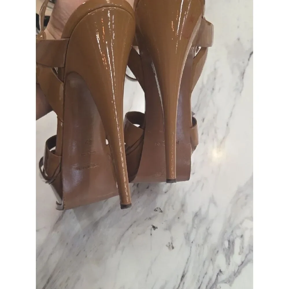 Yves Saint Laurent Patent Platform Sandal - Tan